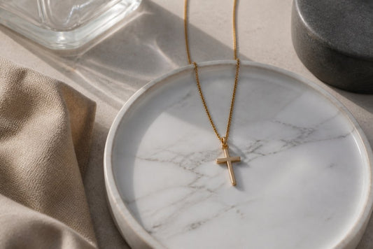 Minimalist Cross Necklace for Everyday Wear: 2026 Guide