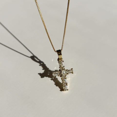 DEVINE CROSS NECKLACE - Carlotta